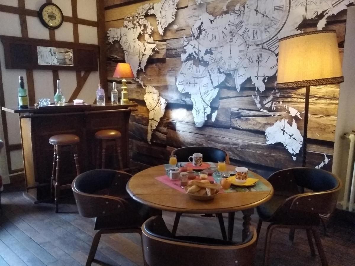 Alex Guest House Dozule Екстер'єр фото